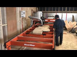 Surfacing Red Oak slab with Woodmizer SlabMizer