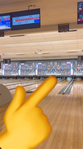 Which Pin Knocked The 9 Pin Out? #bowling #bowler #nine #short #shorts #masayoshitakanaka