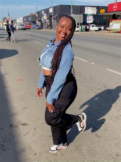 Elizabeth kenei (@elizabethkenei)’s videos with original soundElizabeth kenei