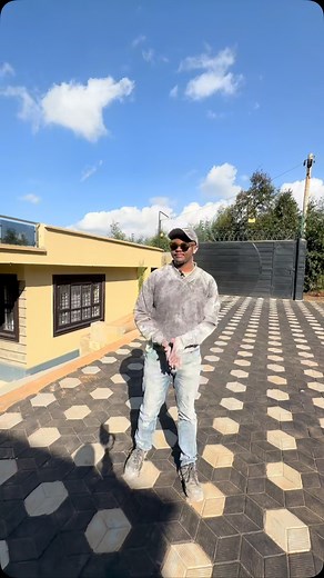 A 9 bedroom #property #propertyfinder #propertyforsale in #kikuyu Ndeiya #kiambu on a quarter acre. 5 bedroom main #house , 2 bedroom #guest wing and a 2 bedroom #cabin #cabinlifestyle #nairobi #kenya #fyp #foryoupage ksh.38 million 0703699498 | Hines Kenya | Facebook