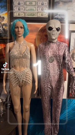 Alien Mortal Kombat #shorts #igorkryan #alien #mortalkombatmobile #mortalcombat #mortalkombat | Creator’s Riddle: Darwin vs. God | Facebook