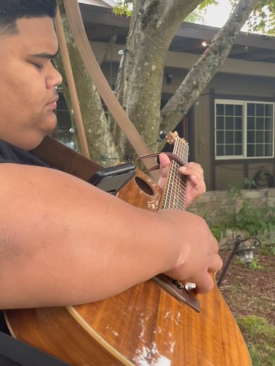 246K views · 12K reactions | (Clay pigeon’s) cover / just jamming 酪酪 | Iam Tongi | Facebook