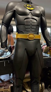 2.7K views · 2.1K reactions | The countdown to #dragoncon begins 驪⏳#batmanreturns #batsuit #timburton #cosplay #batman #armor #suit #dccomics #cosplayer #costume #batsignal | Reevzfx | Facebook