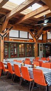 Hamburger Factory is your neighborhood go-to for classic burgers, fries, shakes, and a relaxed vibe everyone loves. Perfect for weeknight dinners, after-game meals, and family hangouts. 📍Hamburger Factory — Poway Save this for your next family day out! | Hamburger Factory Family Restaurant