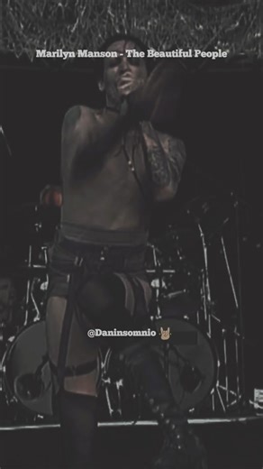 Marilyn Manson - The Beautiful People (1996) | Rock Music Video