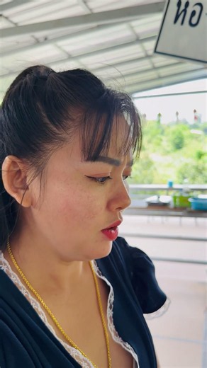 เกรงใจหลัว..🤫🤣 #เจ๊ใฝchannel #แม่ค้าตลาดนัด #แม่ค้าขนมหวาน #คลิปตลก ￼