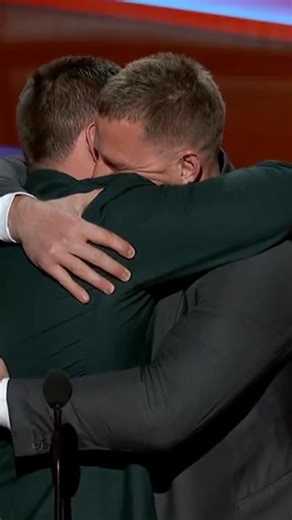 NFL on Instagram: "Special moment 👏 NFL Honors — Thursday 9pm ET on NBC/NFL Network Stream on @NFLPlus & Peacock"