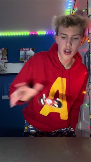 Day 11! #fingerboard #yessir #davidsjones | finger board