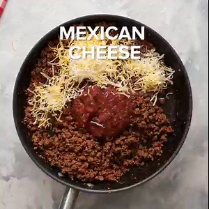 3.9K views · 59 reactions | Recipe --> https://www.julieseatsandtreats.com/taco-stuffed-shells/ Mix up your taco night with this easy Taco Stuffed Shells recipe!  | Julie's Eats & Treats - Easy, Family Friendly Recipes | Facebook