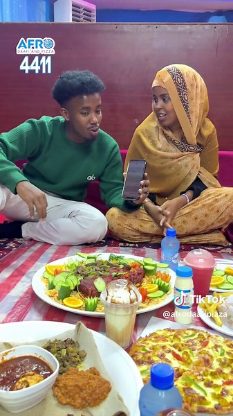 @🖤Tom jerry🤍 @WAZIIR NIN WAX BARTAY @Queen Of deynile 🖤 #fastfood✅ #dhaylo #daafi✅ #pizza✅ #fyp