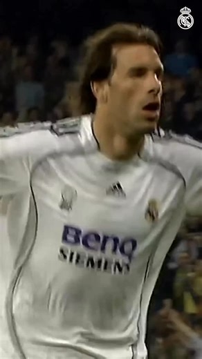 Field Legends Jerseys | It was 2007 at Mestalla. Fabio Capello’s Real Madrid came to face Valencia, needing to show authority. What nobody expected… was one of... | Instagram