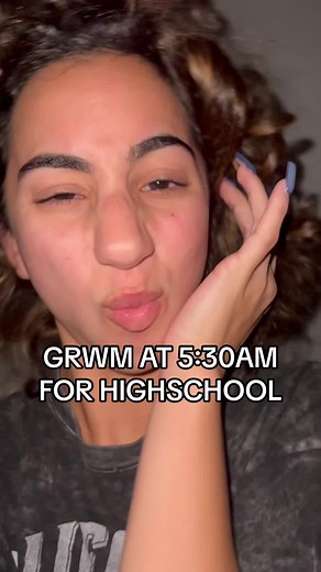 i love dressing up #school #morning #morningroutine #routine #vlog #dayinmylife #highschool #getdressedwithme #getreadywithme #grwm #curlyhair #junior #senior #makeup #sad #tired #bored #fashion #foryou #fyp #foryoupage #xyzbca
