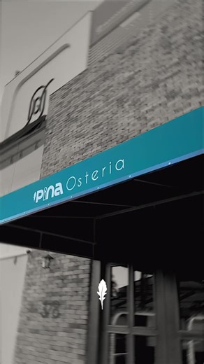 𝖯𝗂𝗇𝖺 𝖮𝗌𝗍𝖾𝗋𝗂𝖺 on Instagram: "Este é um convite para viver o Pina Osteria. 🌿 Um ambiente intimista, pensado para poucos, onde cada detalhe respeita o seu tempo. Um menu em seis etapas, com pratos que se revelam um a um, harmonizados com vinhos escolhidos para transformar a noite em experiência. 🍷 | Reserve sua experiência • link na bio"