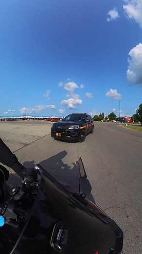 The window roll down😟 #Elmo #bikelife #636 #fyp