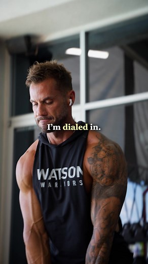 🚀Wan't to run my play? Comment “GROW” if you’re ready to join my 6-Week Build the Man System — a community of likeminded men and women where I’ll personally help you rebuild your body, your habits, and your mindset to become the man you were meant to be. Most men will scroll past this… They’ll blame their age for everything going wrong — the weight, the stress, the lack of energy. But it’s not age that breaks you… it’s your habits. I built the kind of habits that made me stronger with time. Now