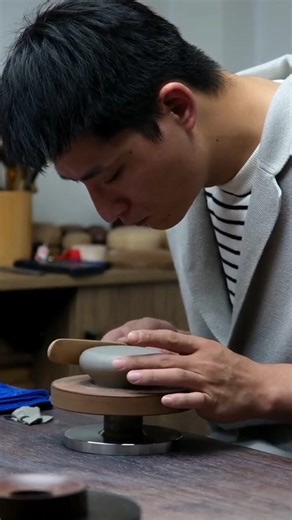 15K views · 256 reactions | Teapot Craftsmanship part 1 #artwork #crafting #clay #tea #handmade #teapot #yixingteapot #safety #relaxing #usa Shop Teapot : https://www.yixingteaart.shop/ | Yixingteaart_shop | Facebook