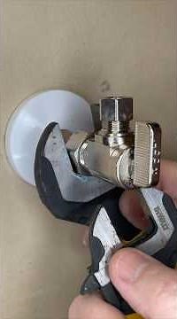 Installing A New 1/4 Turn Style Valve In Your House #diy #helpingothers #plumbing