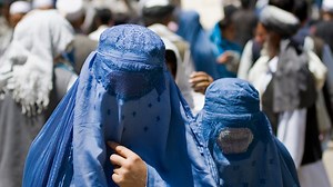 Afghanistan's Taliban order women to wear burka in public | CBC News