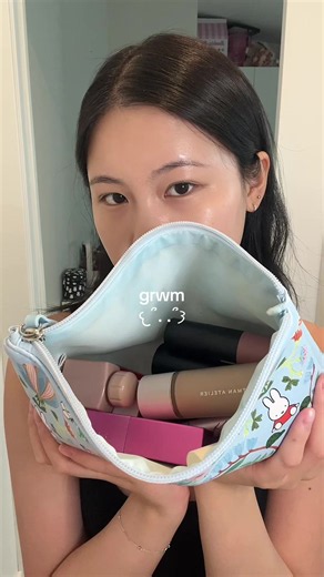 my version of a subtle summertime soft glam 😆 base: @Tower 28 Beauty blush: @Nudestix bronzer: @Westman-Atelier eyes: @cliocosmetics_global @M·A·C Cosmetics Canada brows: @espoir USA lips: @Heart Percent @alternativestereo_얼터너티브스테레오 highlight: @HEMEKO #grwm #grwmmakeup #makeup #makeuptutorial #MakeupRoutine