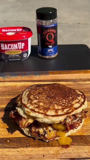 978K views · 23K reactions | I’m loving this HALO Products Group griddle so far! #breakfastsandwich #breakfastideas #breakfastfood #griddlecooking #griddlenation #griddle #BaconUp #baconuppartner #kosmosq | Cookerofdeliciousness | Facebook