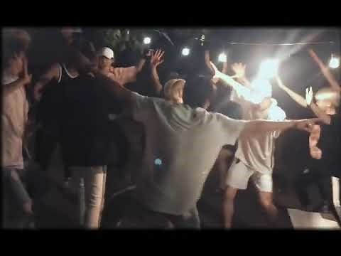 SEVENTEEN - AKOY NASA MALATE ( banyo Queen) - ANDREW E