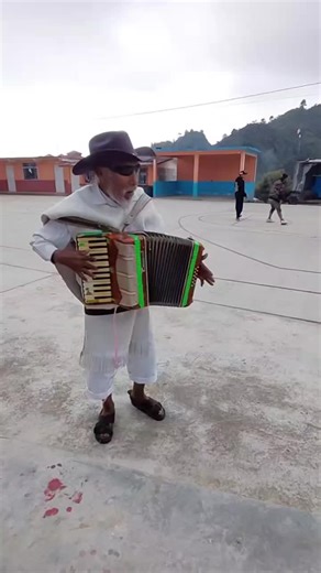 Videos de Página Oficial (@pgina.oficial) con “sonido original - Página Oficial”