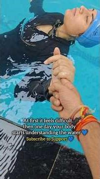 Her Real Struggle of Learning Swimming 🏊🏻 #swimming #swimmingtips #swim #swimmingpool