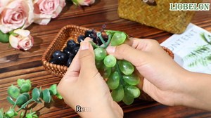 6 Bunches Plastic Fake Grapes, Artificial Red Green Black Grape Lifelike Fruit for Wedding Prop Basket Display Kitchen Decoration