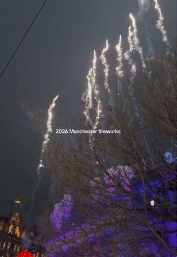 we thought “that’s it?” at the first 10 seconds #2026 #fireworks #manchester #newyear #newyearfirework