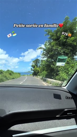 Mayotte🇾🇹🏝️ @MAORE_JET #jetski #videoviral #beachvibes #mayotte976🇾🇹🌴🤣foryoupage #mayotteisland🌴🌞îleauxparfum #mayotte976💕🇾🇹🇲🇬🇰🇲