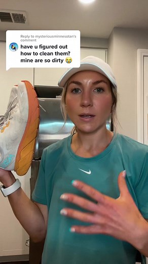 Replying to @mysteriousminnesotan here’s my shoe cleaning “routine” 👟👟 #hoks #cleaninghokas #cleaningrunningshoes #cleanhokas #cleanrunningshoes #howicleanmyshoes #cleanwhiteshoes #jasonmarkk #jasonmarkkshoecleaner #jasonmarkkrepelspray #howtocleanshoes #howtocleanwhiteshoes