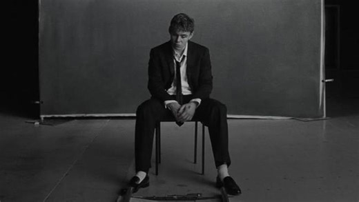 Lirik Lagu HOT GIRL PROBLEMS - The Kid LAROI