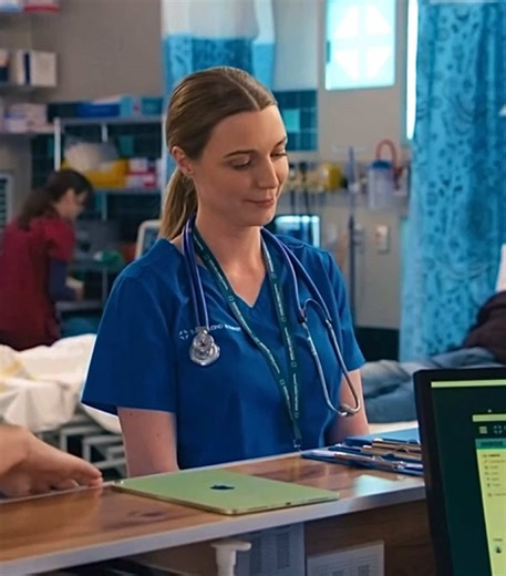 Crane vs Whitman round 1 ding ding ding Sophia Crane & Maeve Mullens (#craeve) scenes from the New Zealand tv show Shortland Street. The full show is available on TVNZ in NZ or STV in U.K. & Ireland (or with a vpn anywhere else!) #shortlandstreet #wlw #lgbt #lesbiansoftiktok