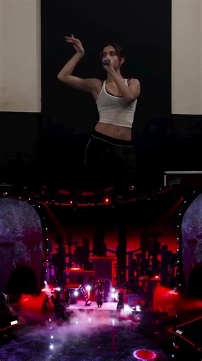 #TheMaskedSinger rehearsal vs. stage with our #TMSInsider @kyliecantrall! Tune in tomorrow night at 8/7c on @foxtv to see more behind the scenes and what else our insider is up to 👀