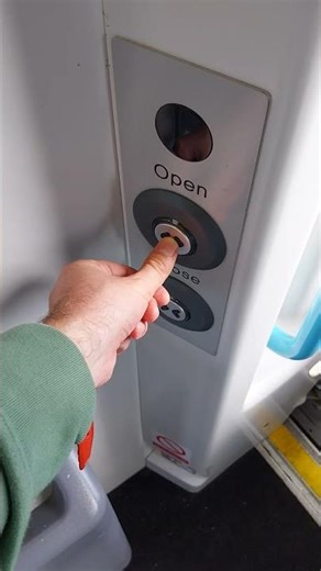 Gatwick Express Class 387 Open Doors at Haywards Heath 2025