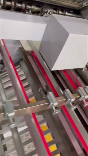 Folding machine for booklet