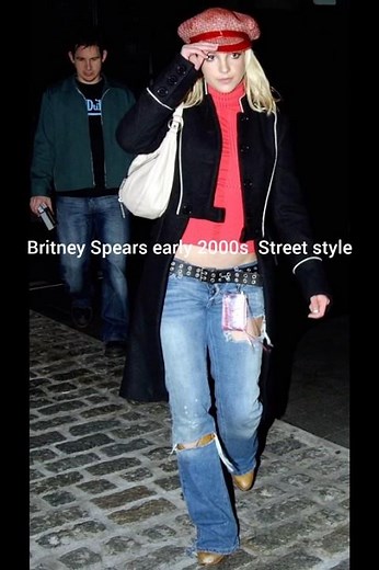 Britney Spears early 2000s Street style#fashion#britneyjeanspears#britneyspears#streetstyle#style