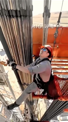 Derrick Man in Action 😱 Running Pipe Into Deep Oil Well