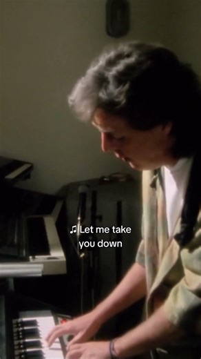 The magical and mysterious Mellotron #TheBeatles #StrawberryFieldsForever #PaulMcCartney #Mellotron