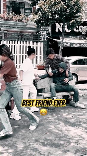 HH | True Friends Have Your Back! ❤️ Heartwarming Rescue[HUMANHERO] #kindness #shorts #respect #help