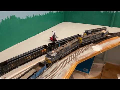 Sd70Mac athearn genesis weathered switching gondolas