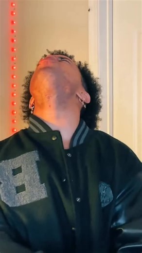 Noah Jay Wood on Instagram: "What is Blud doing? 😔 • • • #cringe #2020 #noahjaywood #pov #2020"