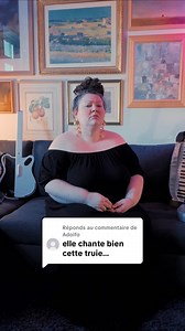 Merci à toustes celles et ceux qui ne me laissent pas seule face au harcèlement, et qui prennent ma défense sans relâche face à l’ignoble grossophobie dont je suis constement victime. (Les autres, vous pouvez deviner exactement où se situe mon estime de votre personne 🚽) Seulement : je ne suis pas la seule victime de grossophobie. Et pour l’instant, la loi ne protège pas les citoyen•ne•s grosse de cette discrimination. Aussi, pour continuer à lutter, je vous supplie de signer sans attendre la p