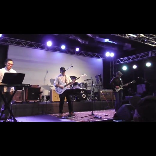 ブルージーンと革ジャン１ いわきブルーウエーブ いわきエレキバンド交流会 #shorts＃エレキ演奏