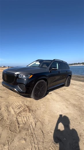 Pushing Pistons on Instagram: "Sit back and relax with luxury, some bounce, and a car that keeps you connected with AT&T Connected Car™ #ad @att #ATTInfluencer"
