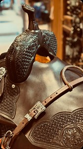70 reactions · 5 comments | Custom made Archie’s cutting saddle in Chocolate finish. Hard seat, Herman Oak leather, Shoulder free tree, High fork, Twisted stirrup fenders. #arthurswesternstore #westernstore #cuttingsaddle #ncha #ranchstyle #ranchriding #yellowstone #cattledrive #cowboy #cowgirl #wildwest #westernsaddle #horses | Arthur's WesternStore | Facebook