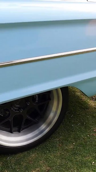 1964 Ford Galaxie With Stacked Injection Engine