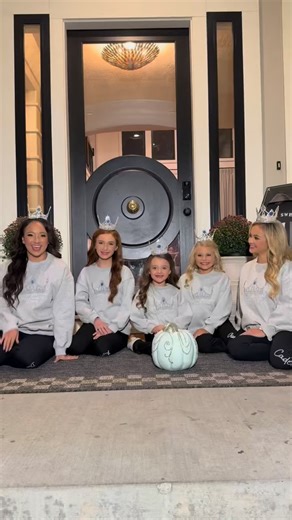 1.8K views · 88 reactions | It’s Cinderella Pumpkin Time!!! Tag us in your entries!! #Cinderellapumkincompetition #cinderella #internationalcinderellapageant #itsmagic | International Cinderella Scholarship Pageant | Facebook