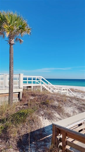 Crystal clear water, sugar white sand, and those unreal shades of blue 🌊✨ This is Crystal Beach in Destin, Florida, and it’s easily one of my favorite areas in Destin. The colors here never get old💎🏝️ | All Things Emerald Coast