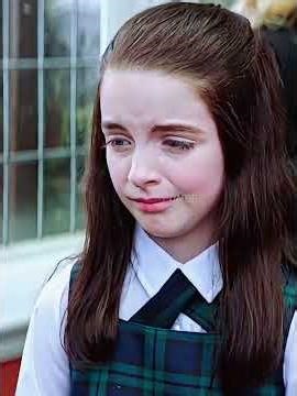 I always smile insincerely.#thriller #viralmovie